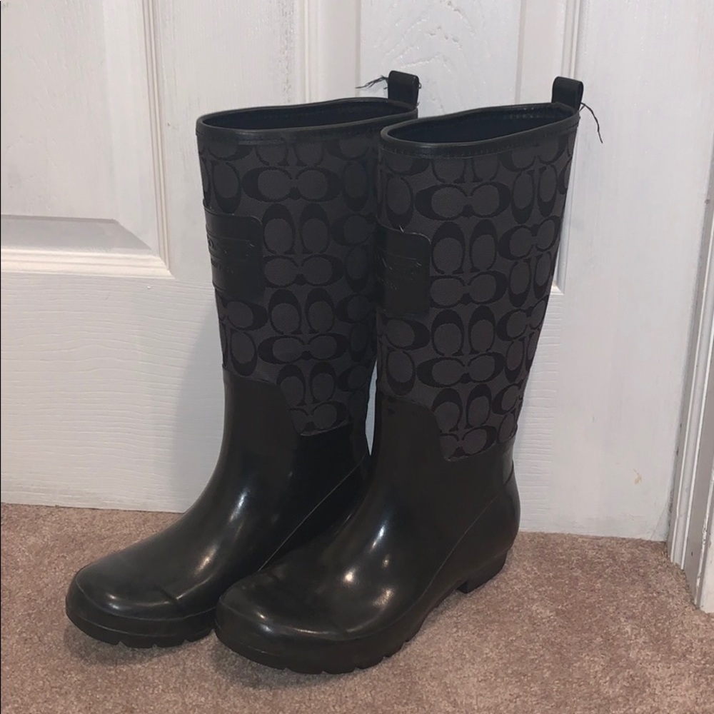 Coach rain boots size 8